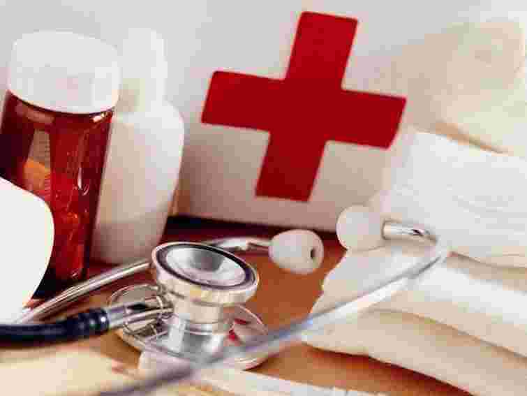 На медицину в 2013 р. передбачено 53 млрд грн, – Азаров