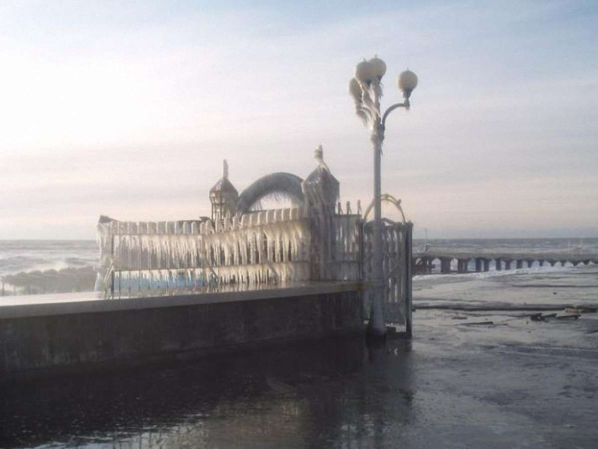 У Криму – буревій та крижаний дощ