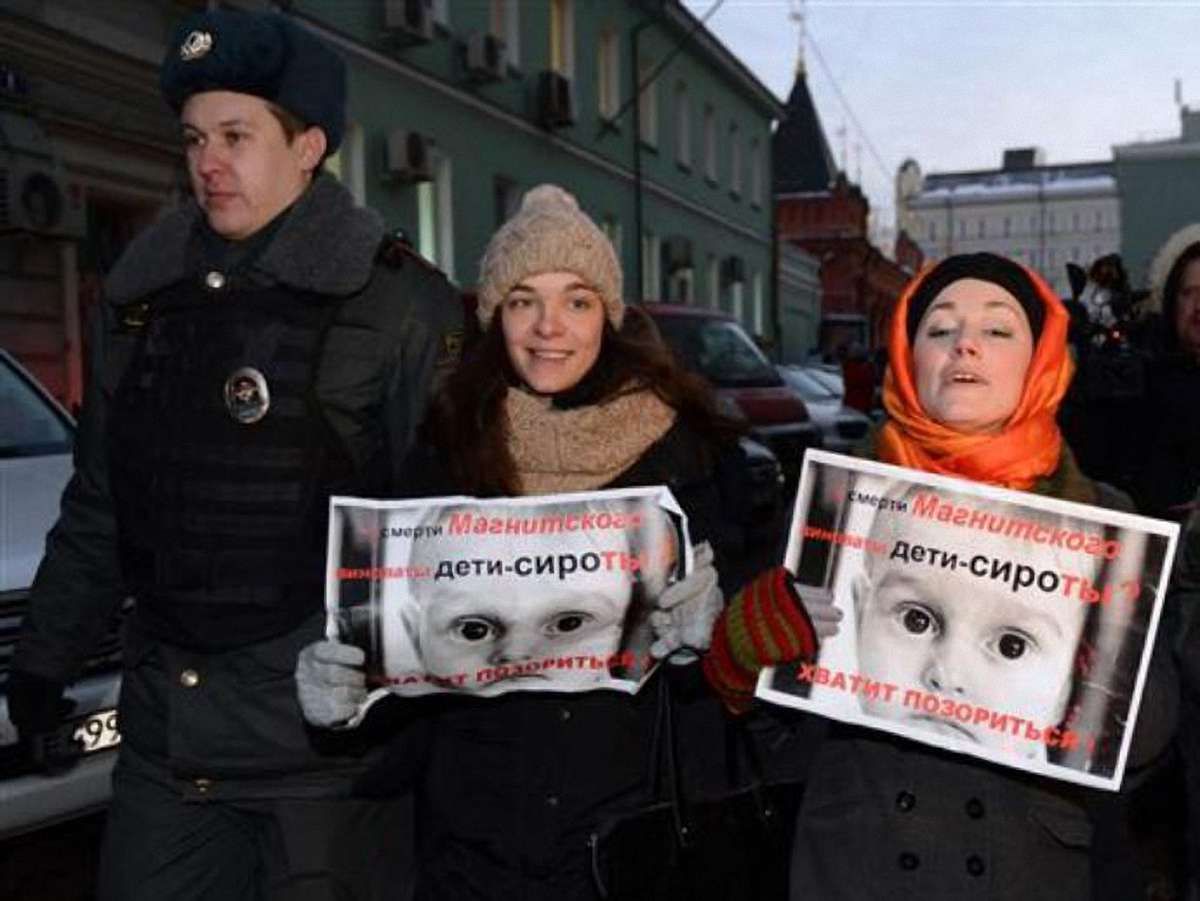 Держдума заборонила американцям всиновлювати російських дітей