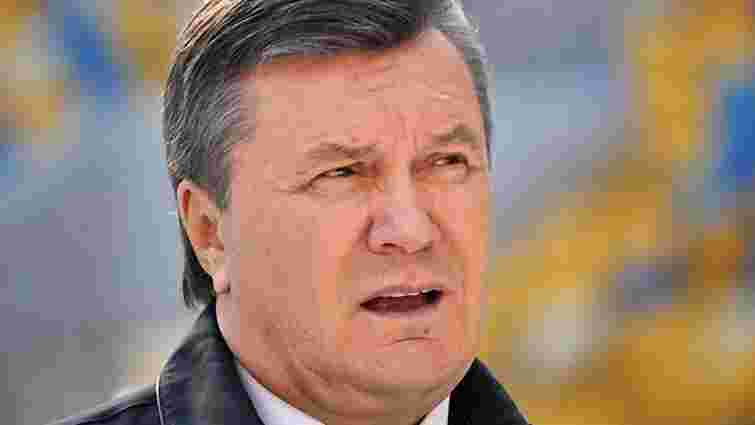 Українці утримують 11 резиденцій Януковича, – політик