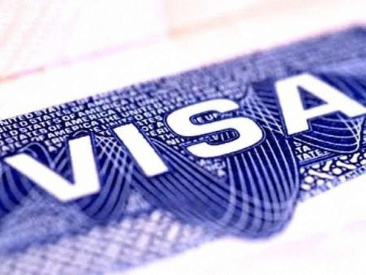 Словаччина спростила видачу віз українцям
