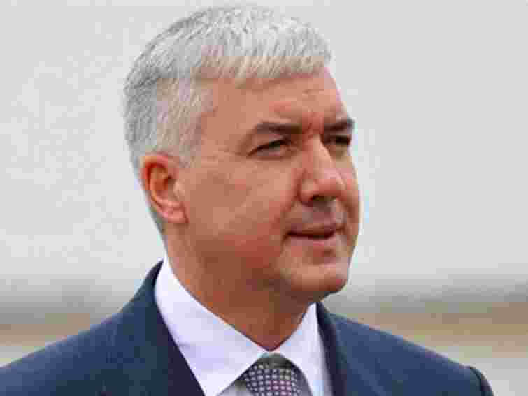 Янукович призначив екс-міністра оборони своїм радником