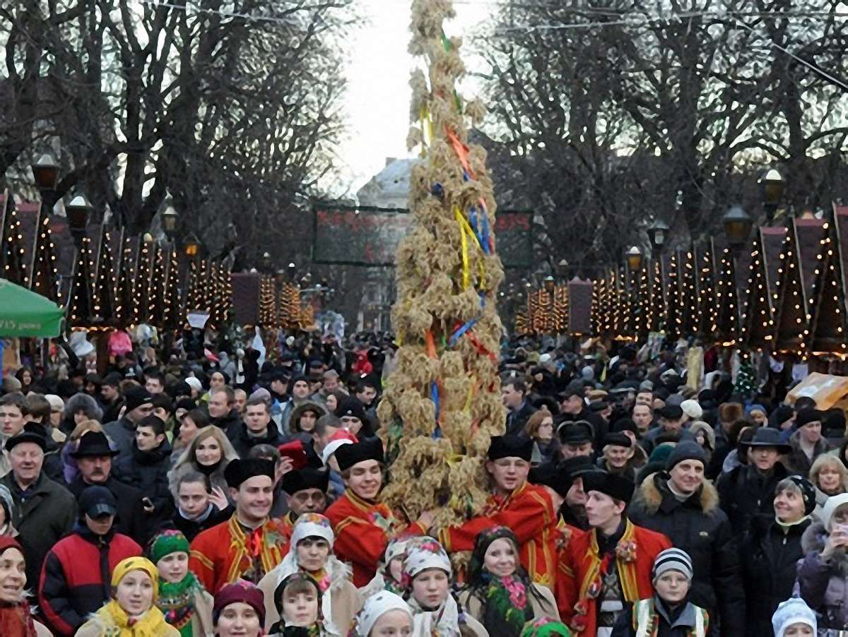 Різдвяний дідух для Львова зроблять народні майстри