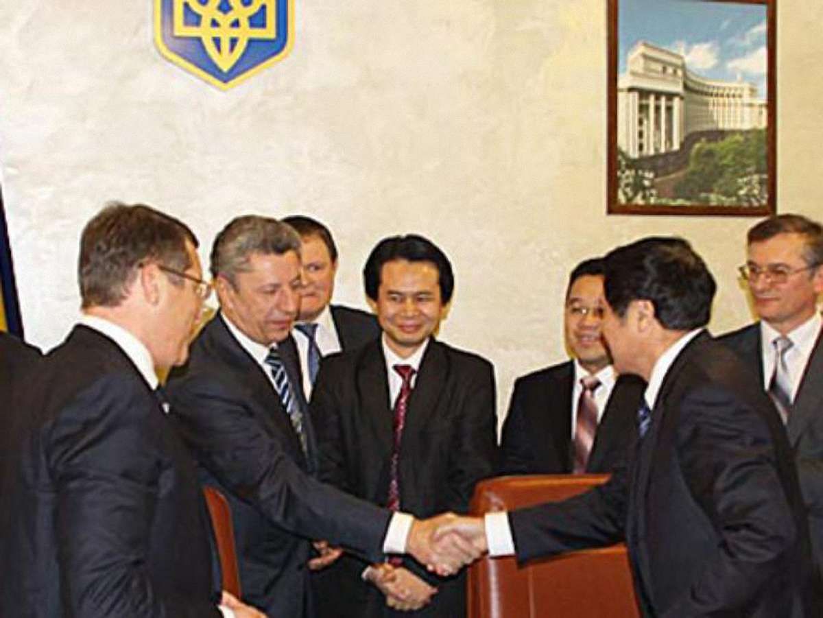 Китай дав $3,6 млрд кредиту на програму заміщення газу українським вугіллям 