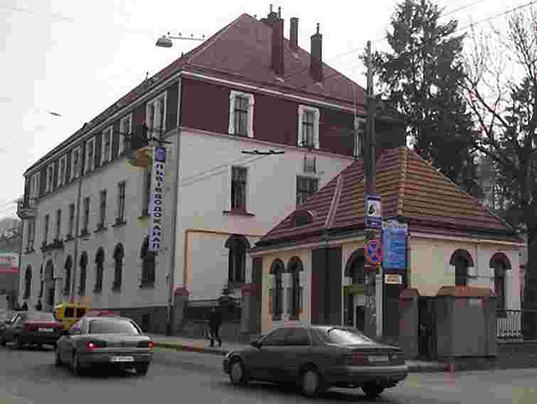 На свята комунальники Львова будуть працювати в черговому режимі