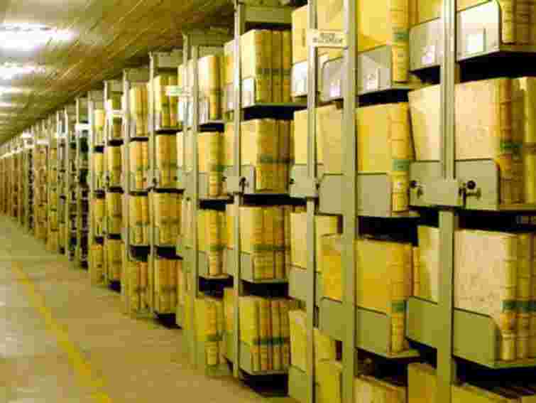 Через холод в архівах псуються унікальні рукописи українських класиків