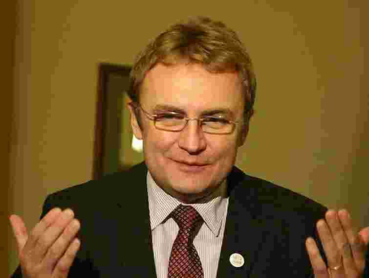 Мер привітав львів’ян із новорічними та різдвяними святами