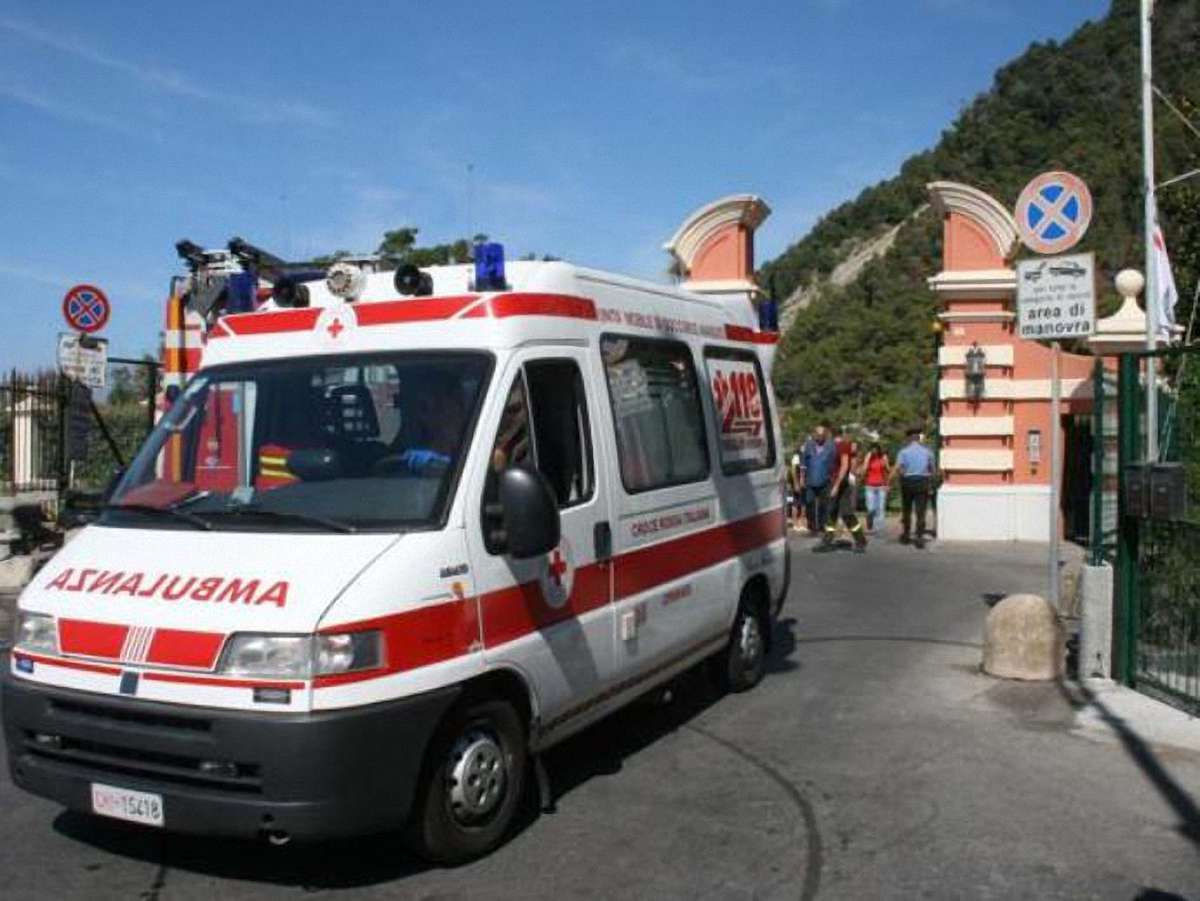 2 італійці загинули і 120 травмовані через петарди і феєрверки