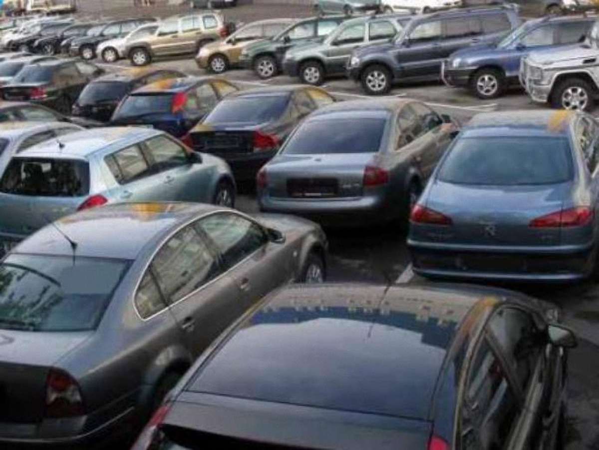 Від сьогодні спрощено реєстрацію авт на вторинному ринку