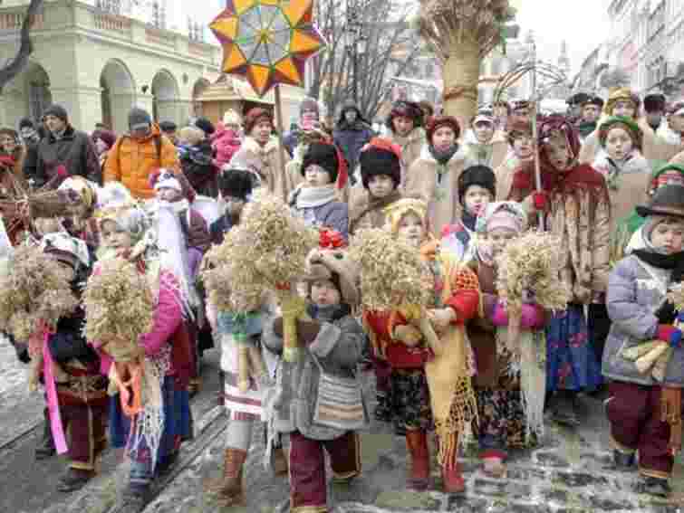 127 учнів з Горлівки святкуватимуть Різдво у галицьких родинах