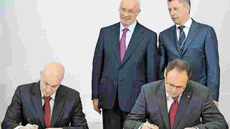Підписання угоди по LNG-терміналу треба розслідувати, – Янукович