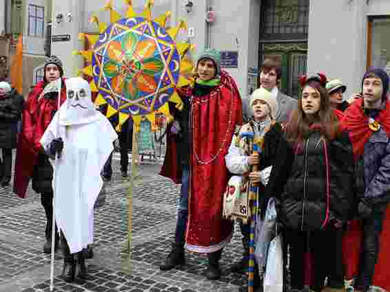 На Святі Пампуха у Львові змагаються найкращі вертепи