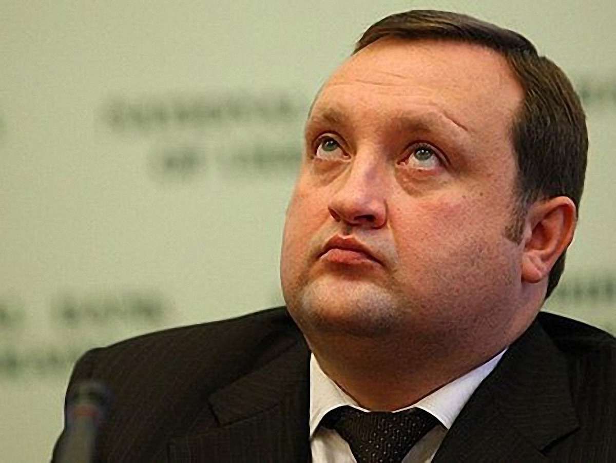 Арбузова можна звільнити тільки в лютому, – опозиція 