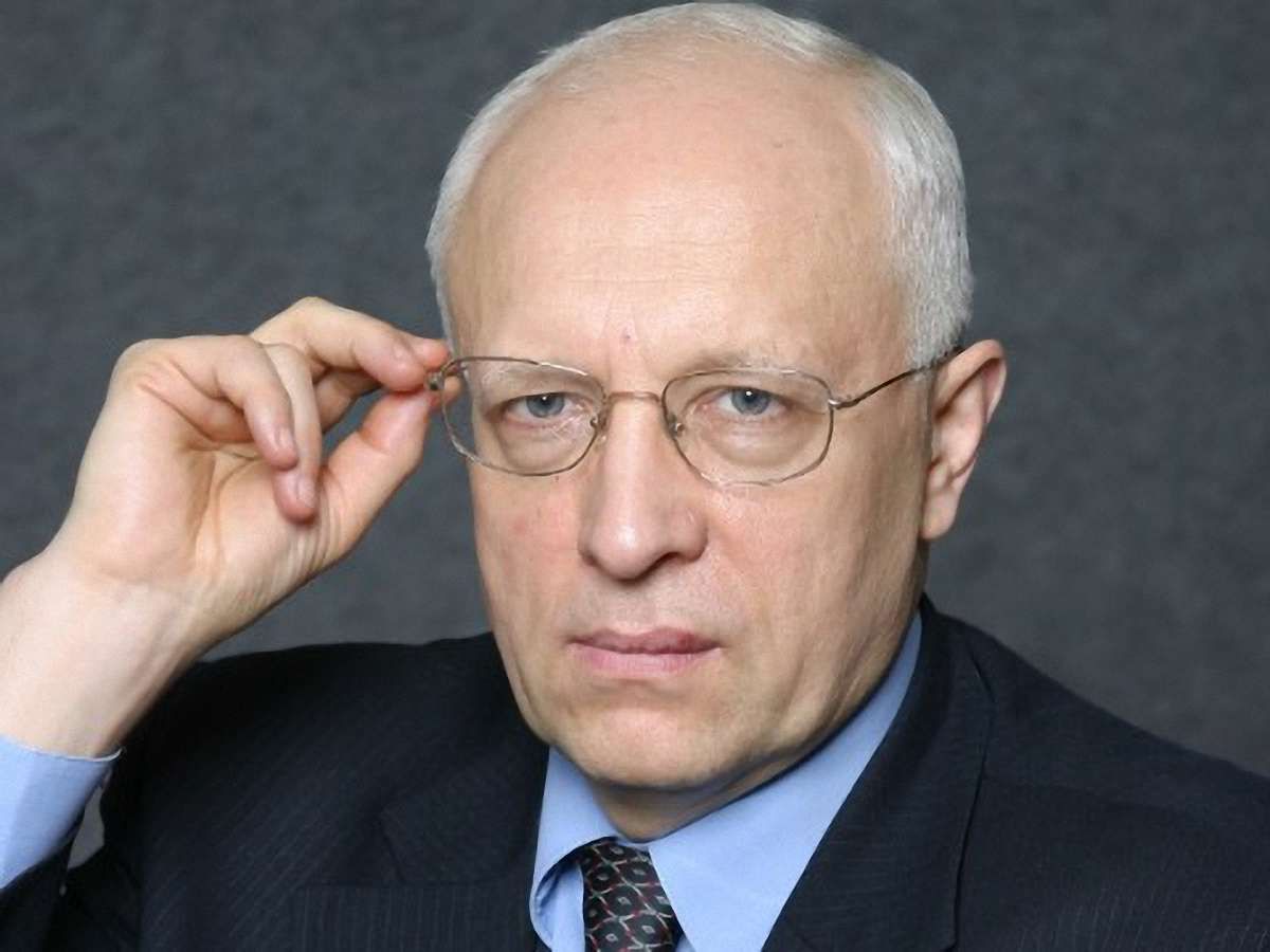 Ситуація в Україні нагадує бенкет під час чуми, - політолог