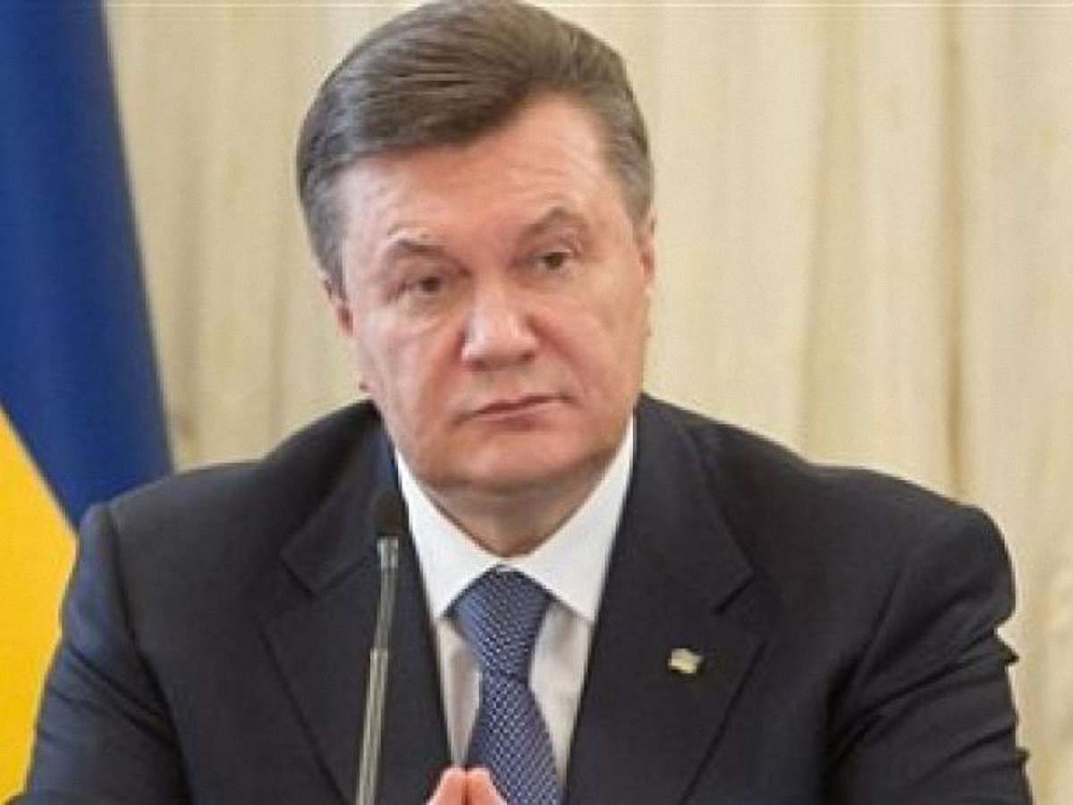 Януковичу-прем'єру має бути соромно за Януковича-президента, - експерт