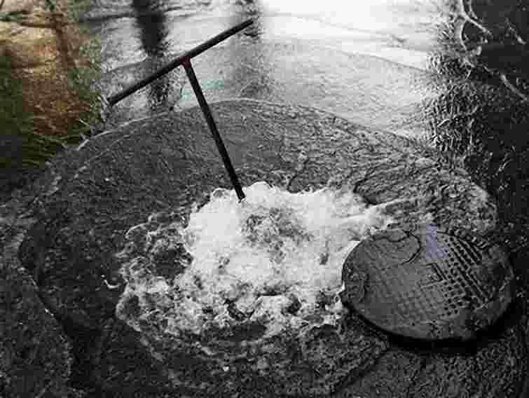 З початку року у Львові на водогонах сталось майже 100 аварій