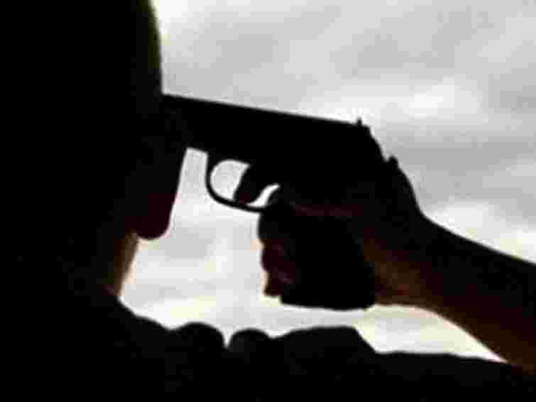 На Закарпатті солдат вистрілив собі у скроню