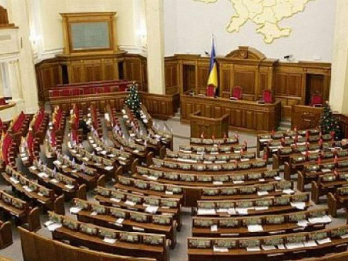 Нардепи отримують по 14-24 тис. грн і просять надбавку за російську