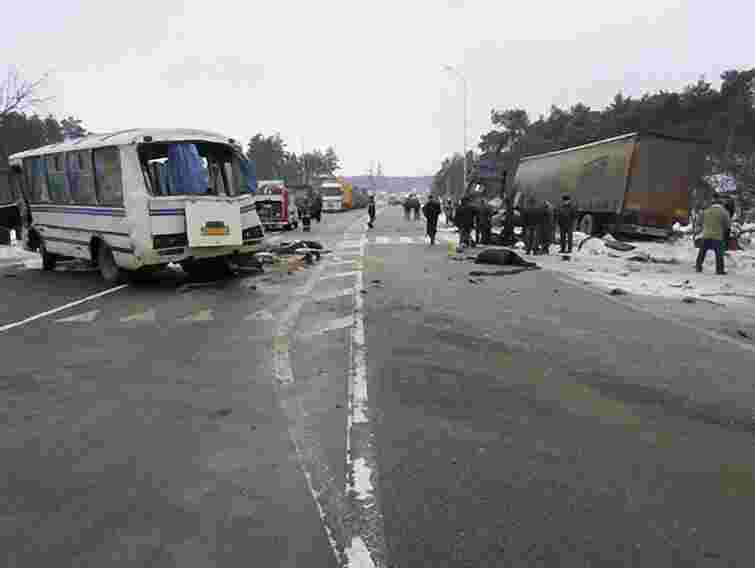 Постраждалі після ДТП у стані середньої важкості, – лікар