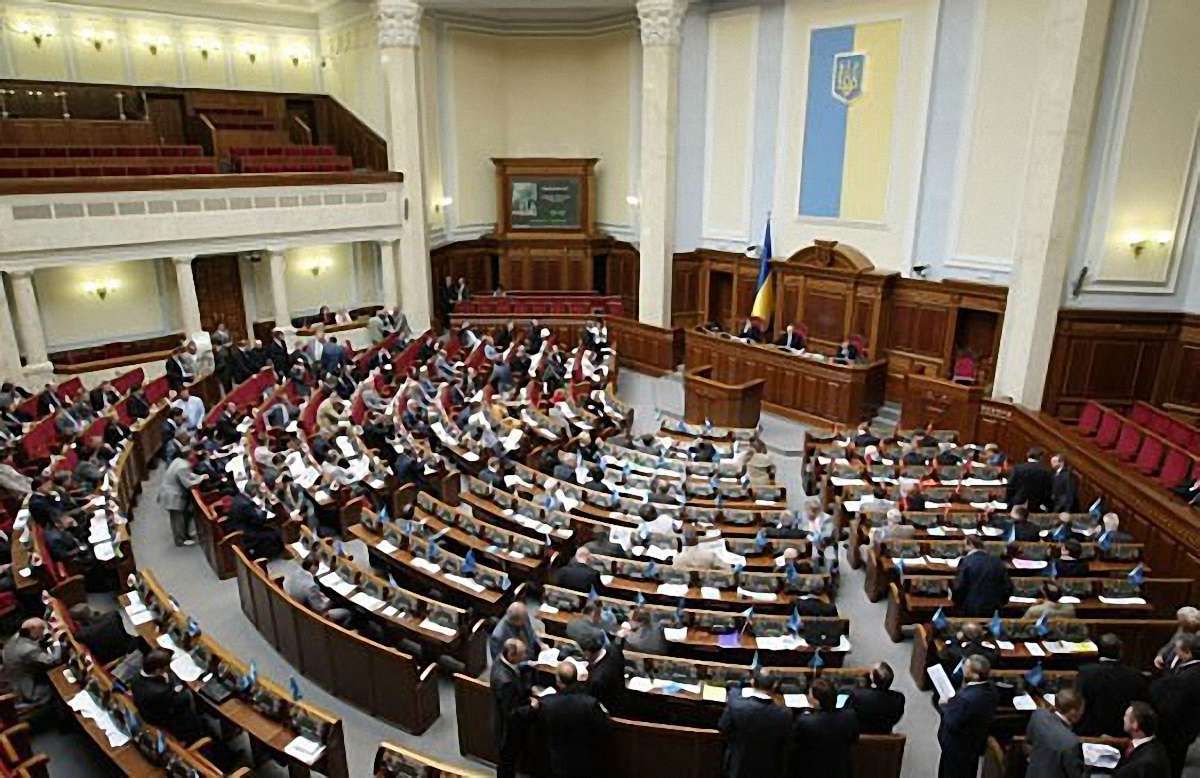 Регіонали готові зібратися на позачергову сесію через Тимошенко