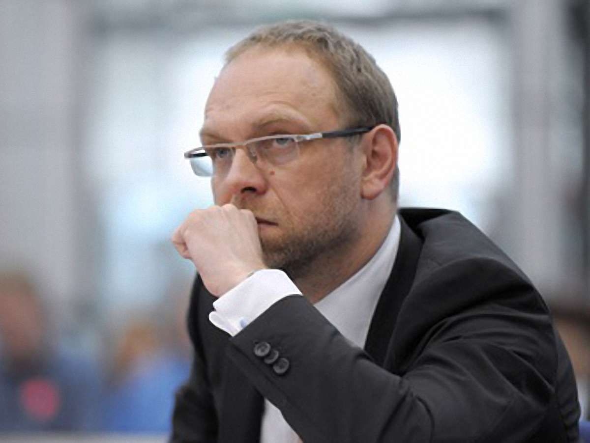 Власенко: Я є захисником Тимошенко в справі Щербаня