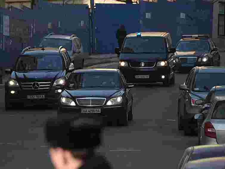 Нардепи хочуть заборонити перекривати вулиці для кортежів