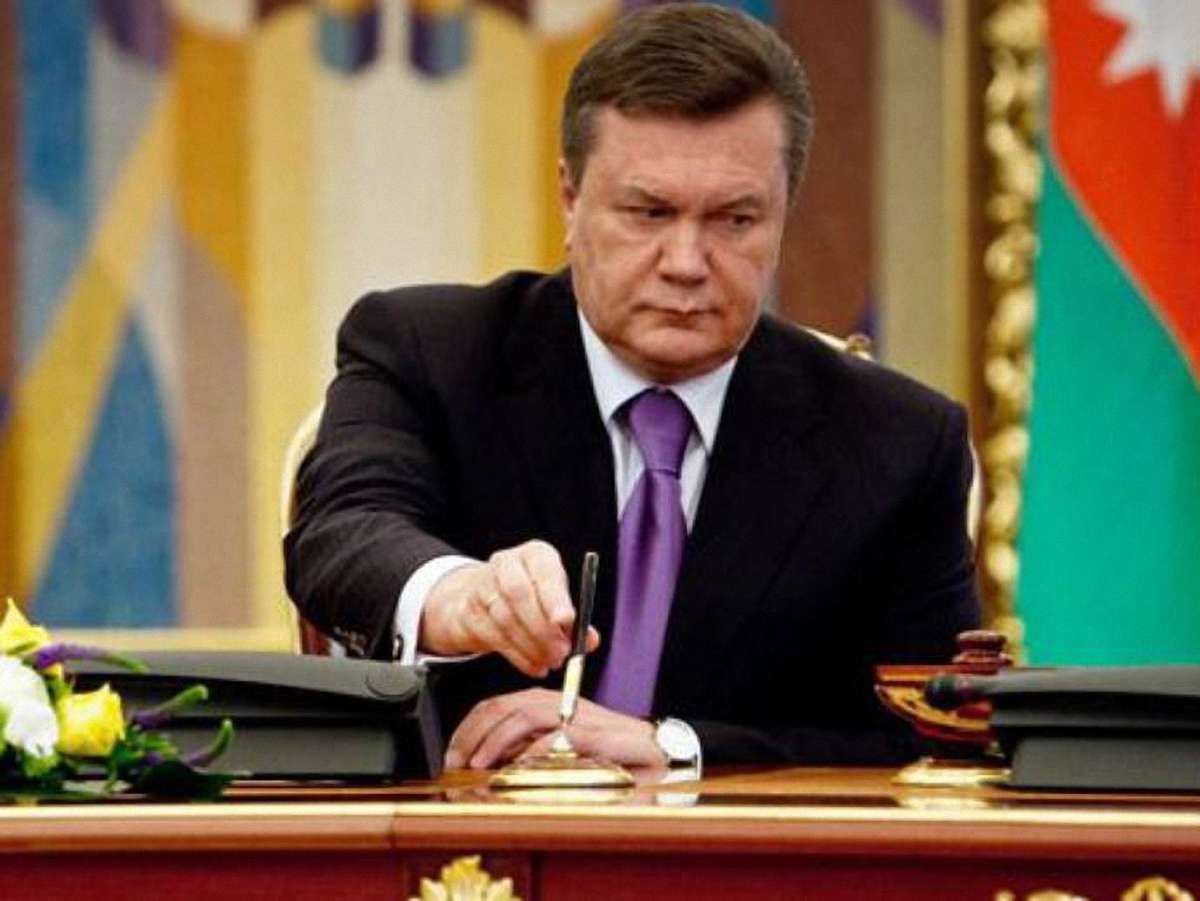 Янукович знайшов заступника Табачнику
