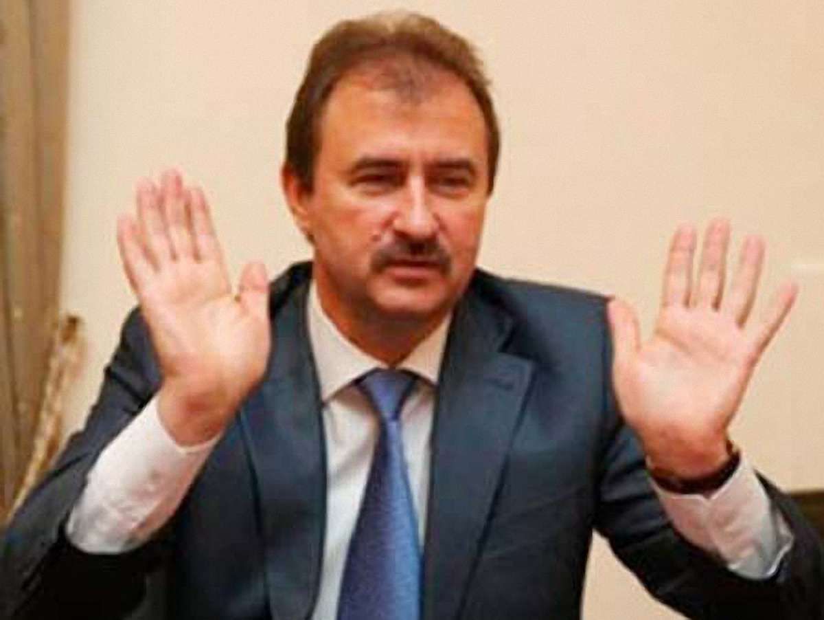 Трьох керівників РДА Києва звільнять за слизькі тротуари