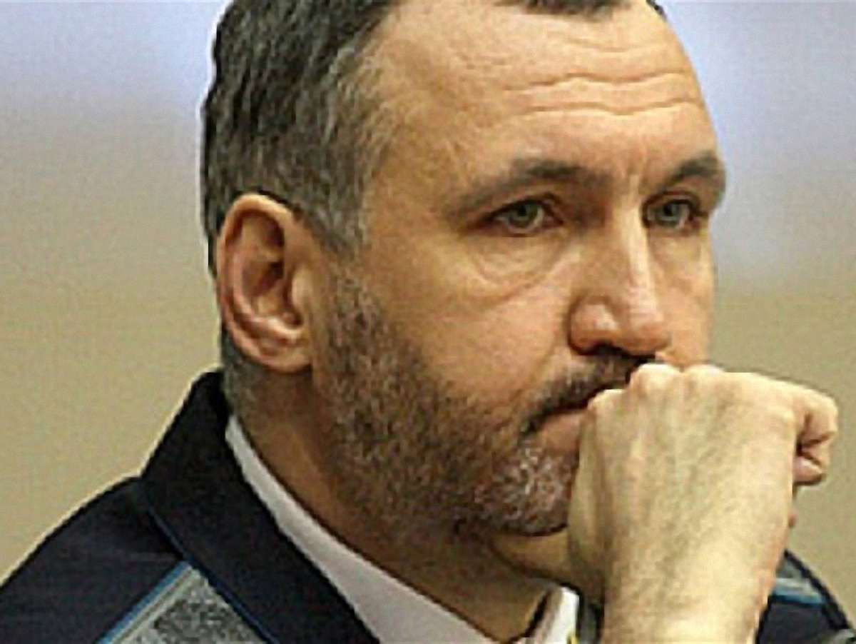 Кузьмін: ГПУ влаштовує, як Власенко захищає Тимошенко
