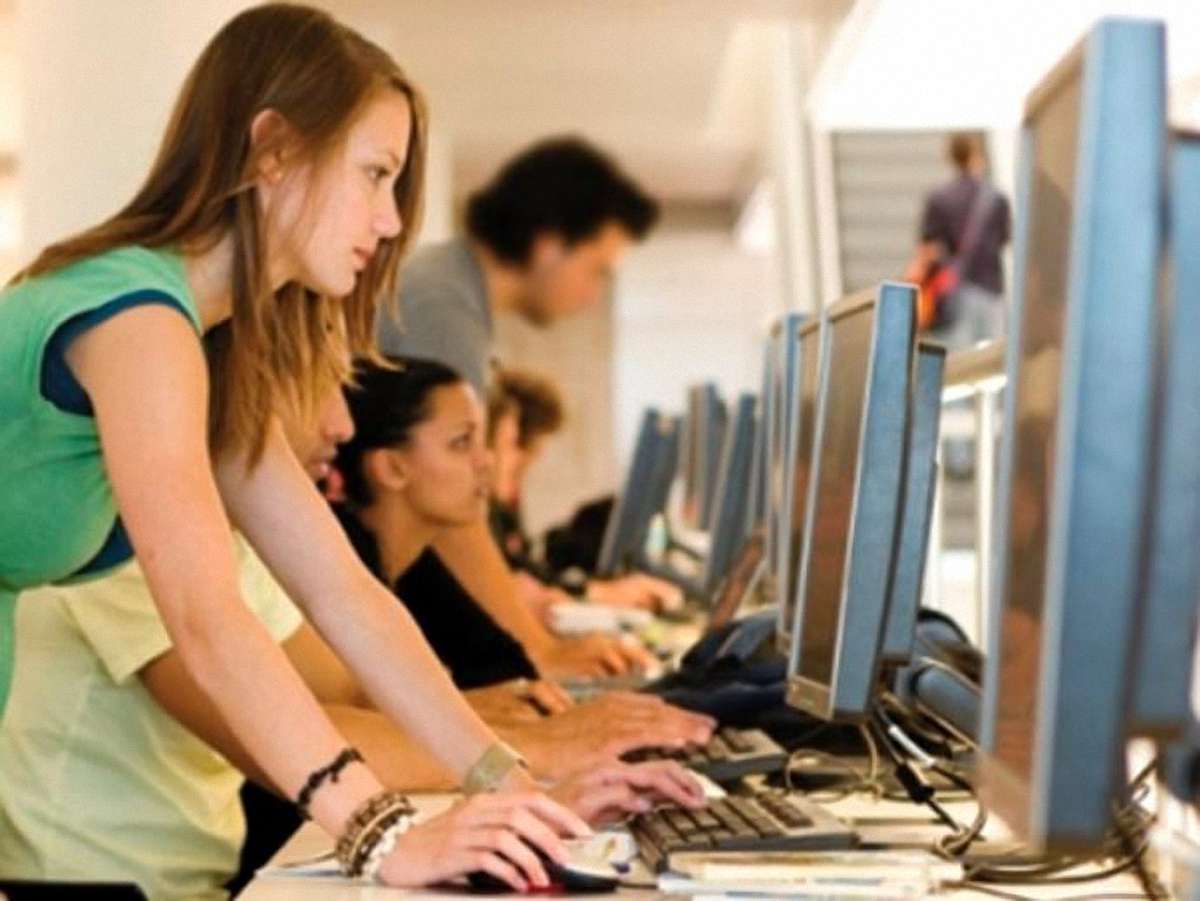40 000 школярів пройшли безкоштовні тести ЗНО в онлайн-режимі