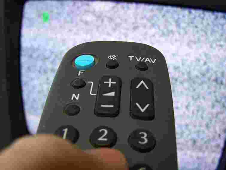 Державні телерадіокомпанії зобов’язали скоротити 10-18% штату