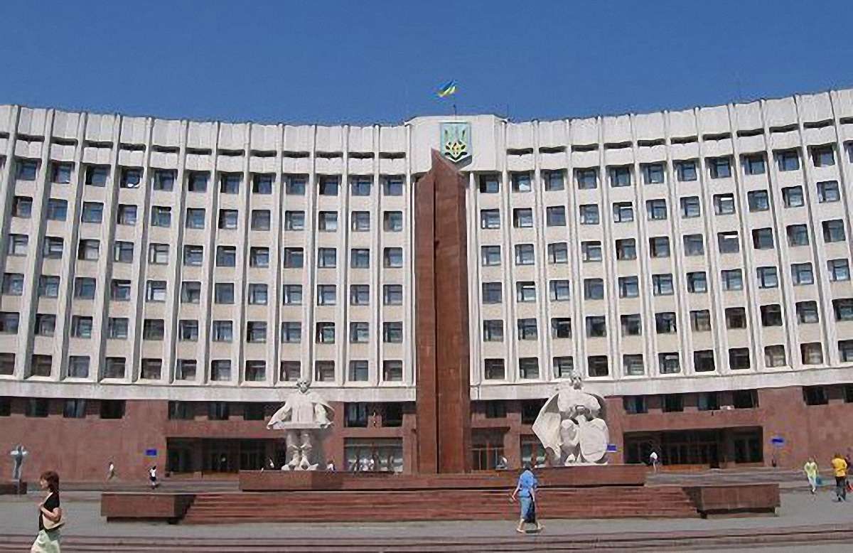 У Франківську визначили лідерів проміжних виборів до облради