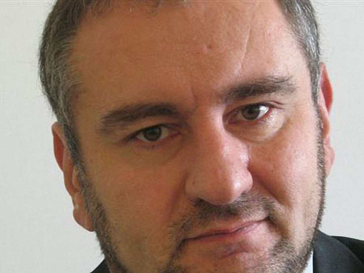 Економіст: Україна має почати грати відкрито