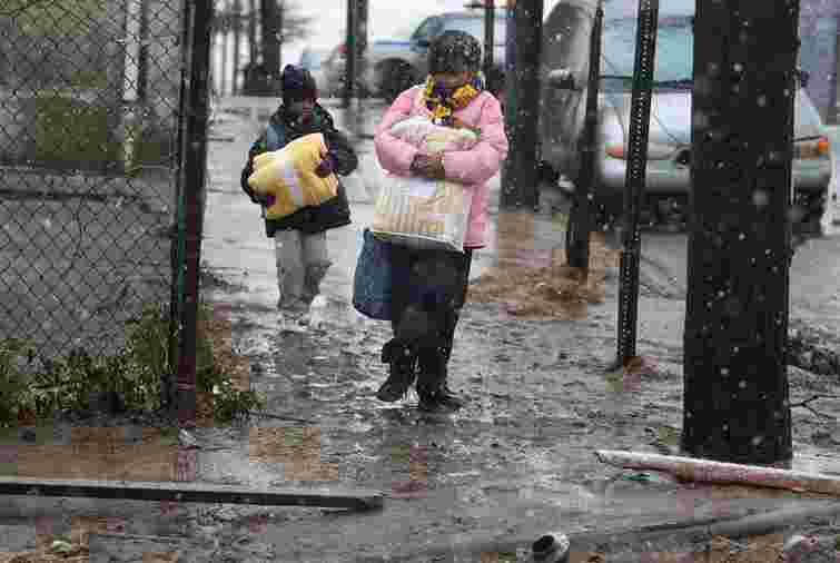 США виділять $50 млрд постраждалим від урагану "Сенді"