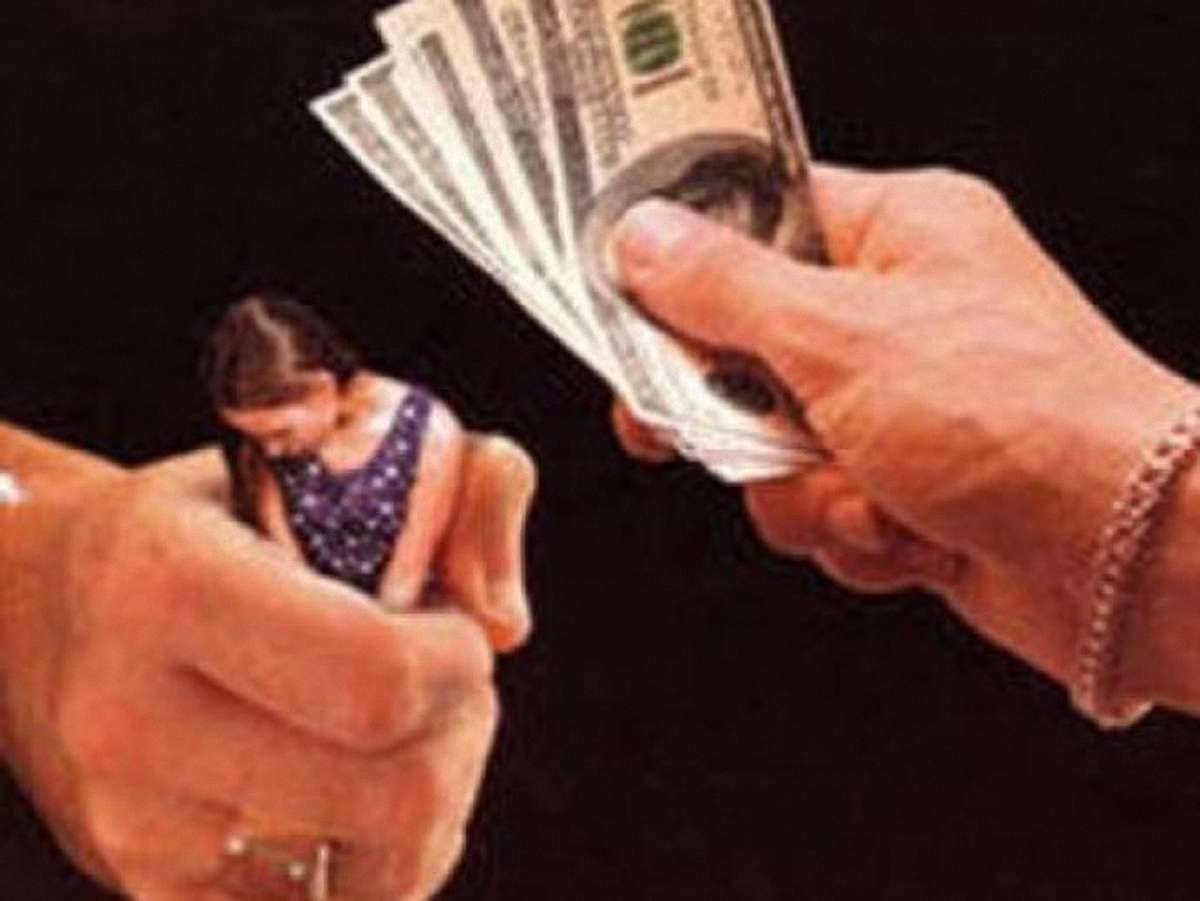 В Україні вперше виплачують допомогу постраждалим від торгівлі людьми, – міністр