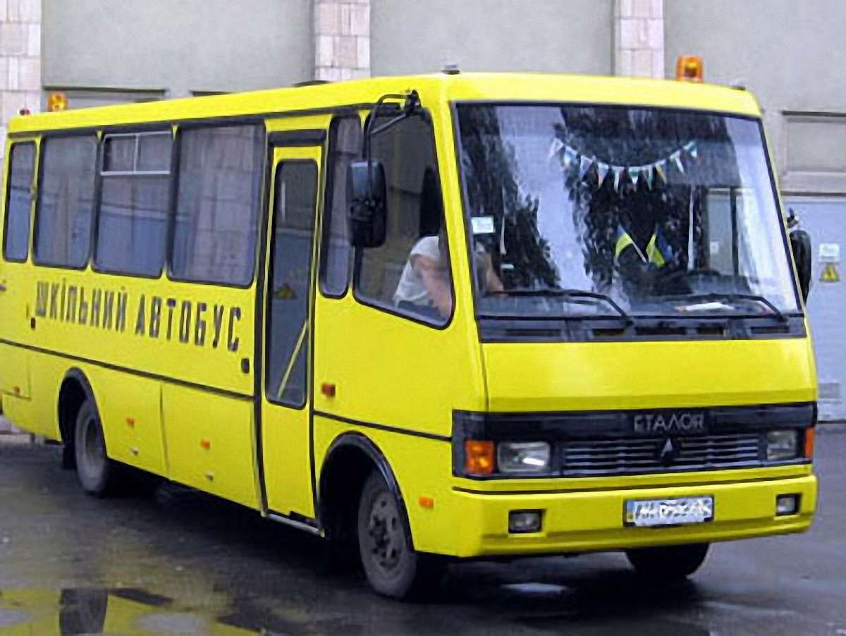 На Рівненщині водія шкільного автобуса затримали п’яним за кермом
