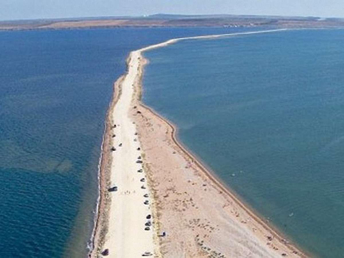 Росія вже спланувала міст в Україну через Керченську протоку