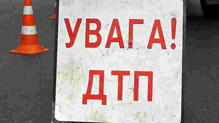 У Казахстані в ДТП потрапила вантажівка з українськими номерами
