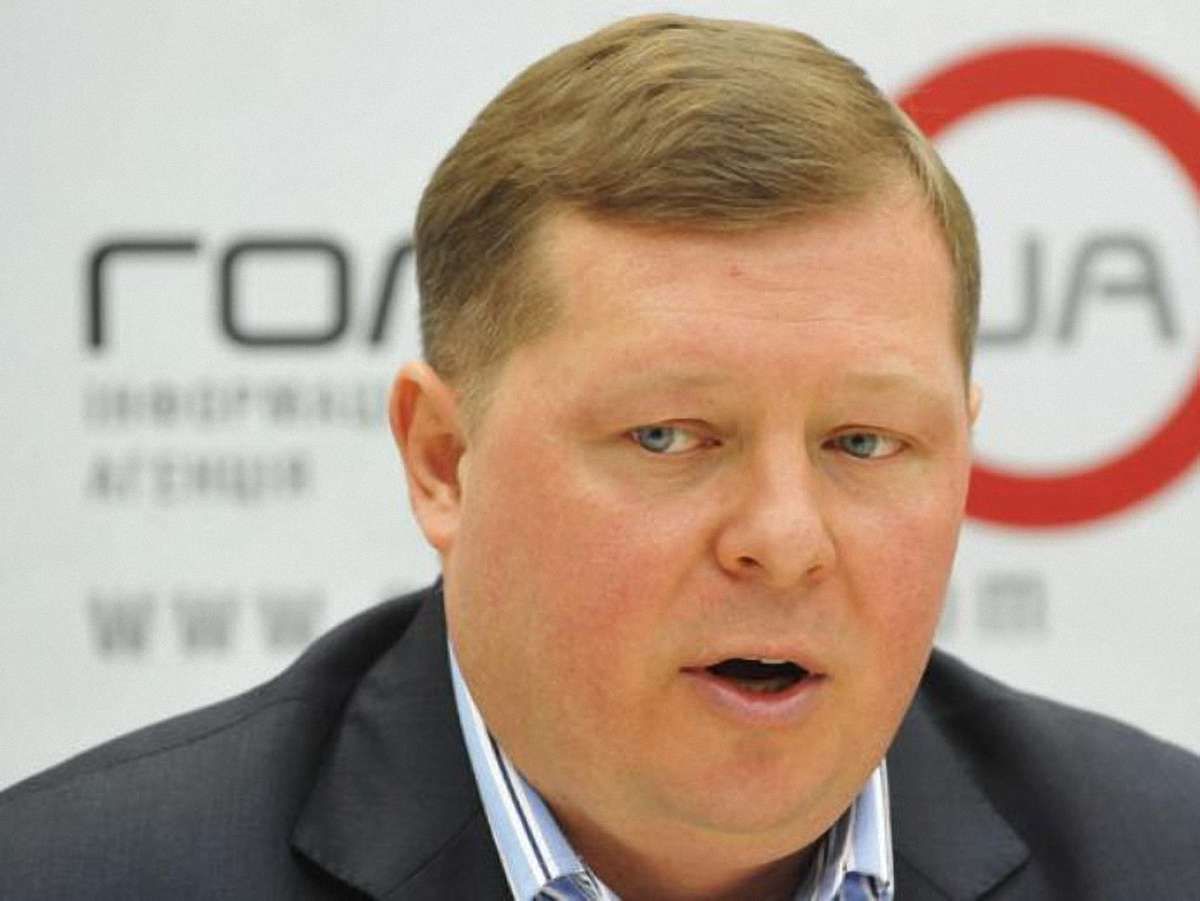 Голуб про блокування Ради: Янукович прекрасно керує й вручну