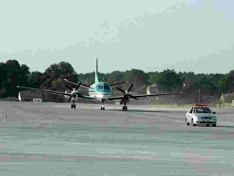 Через негоду не працюють аеропорти Рівного, Полтави та Сум