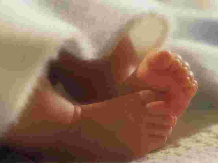 На Рівненщині немовля випило миючий засіб