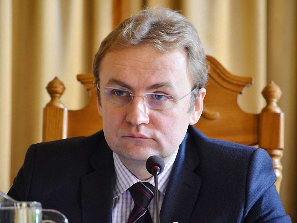 Мер Львова обіцяє зреагувати на дії секретаря ради