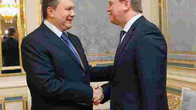 Янукович запевнив Фюле, що Україна готова прогресувати