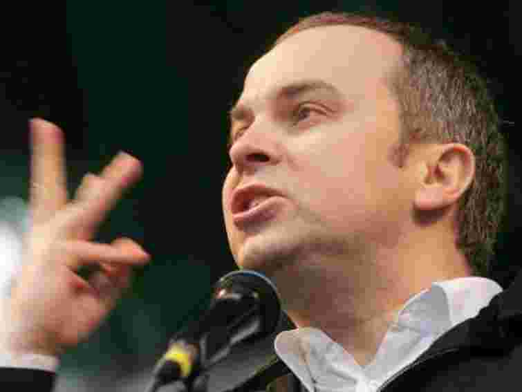 Новачки в парламенті не поважають Конституцію, – нардеп