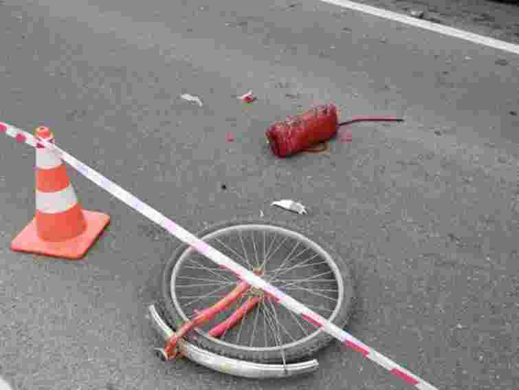 Аварія на трасі Київ-Чоп призвела до 10-кілометрового затору. Фото