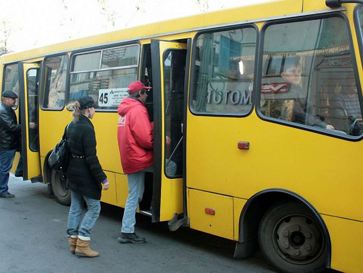 В мерії Львова про контролерів у маршрутках не знають  