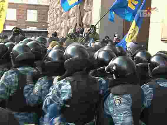 У Києві – сутичка між міліцією та захисниками Гостинного двору 