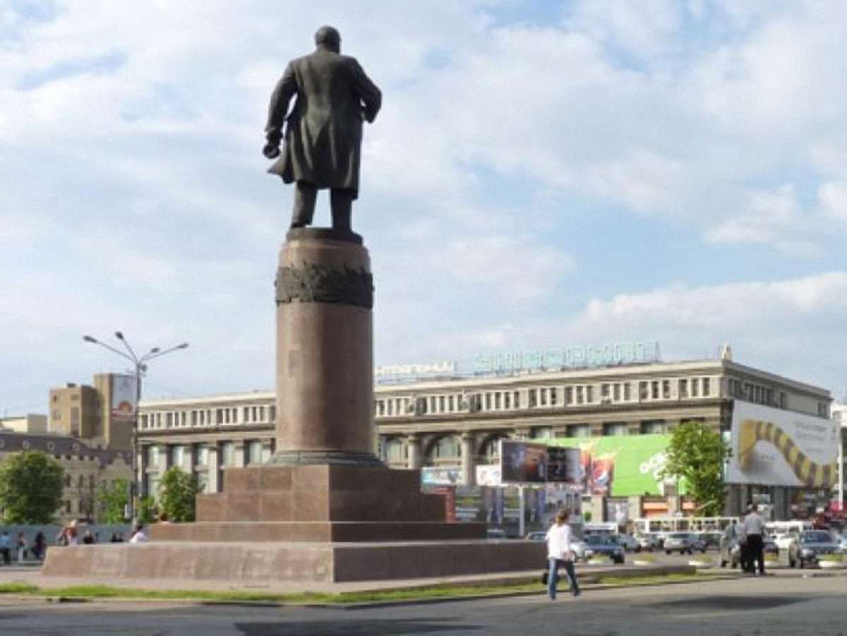 Пам’ятник Леніну в центрі Дніпропетровська хочуть знести
