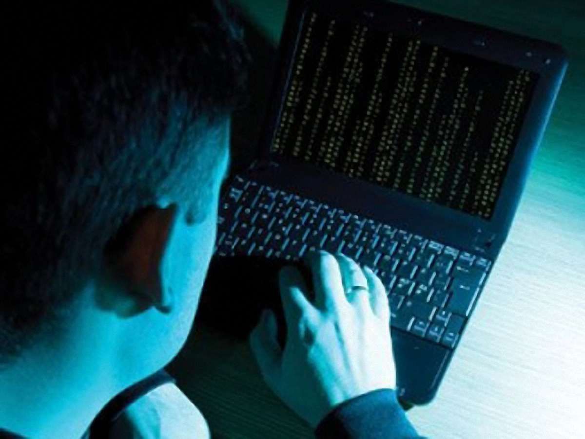 У Львові суд оштрафував студента-«телефоніста» на 10 тис. грн
