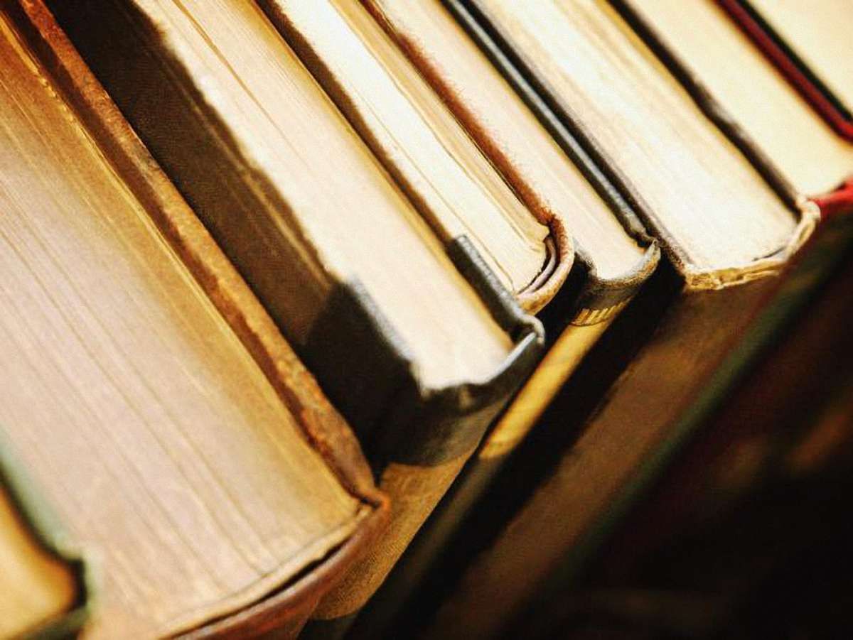 У Львові збирають книжки для бібліотеки бездомних